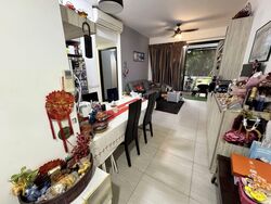 d'Nest (D18), Condominium #568347331